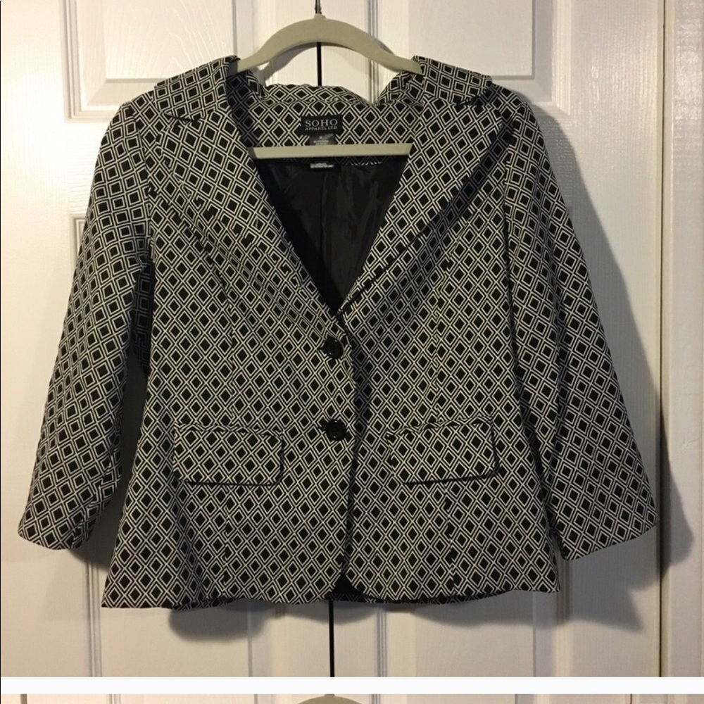 Black and White patterned blazer.